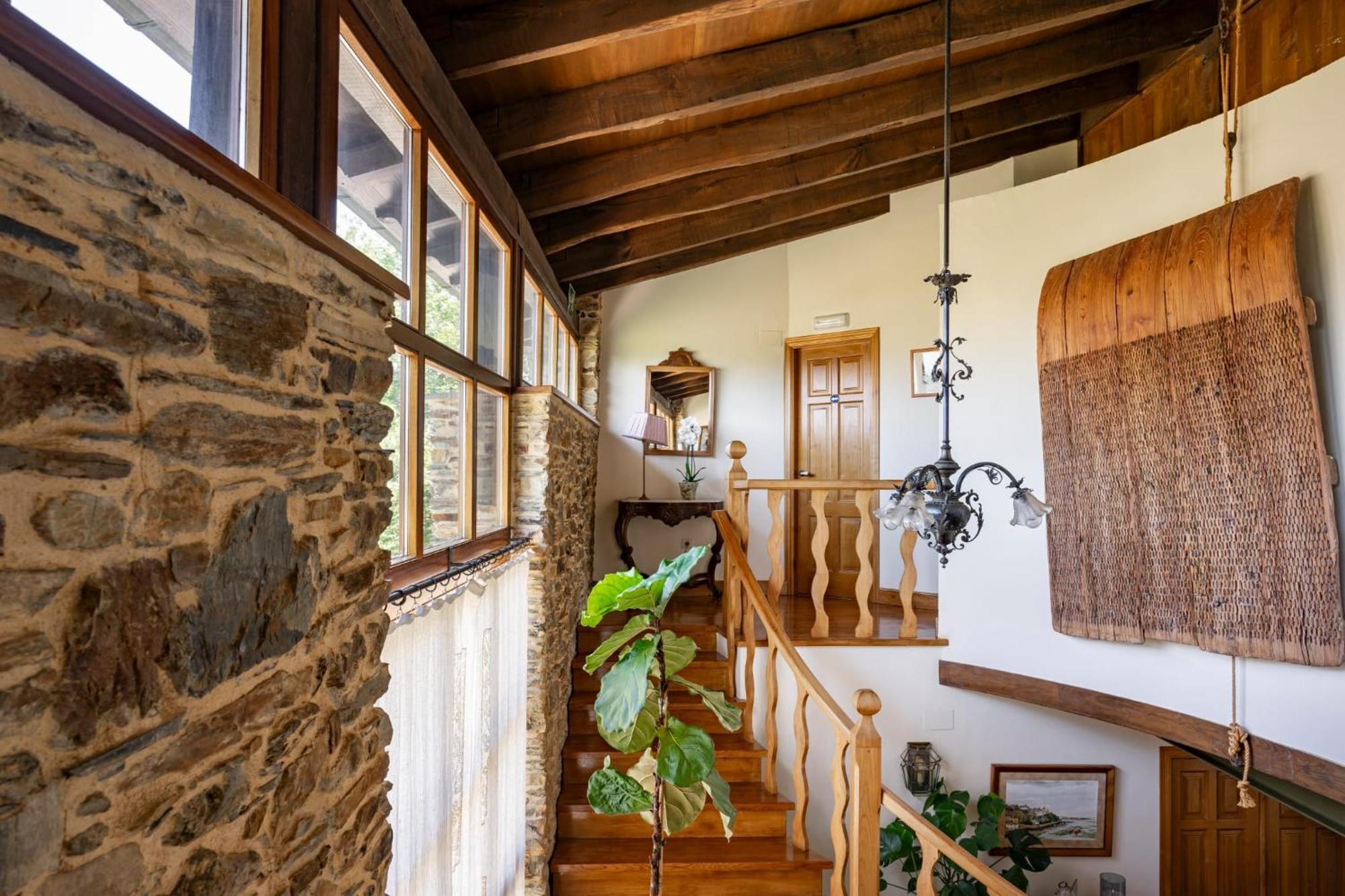 Bed and Breakfast Casa Peleyon Castropol Exterior foto