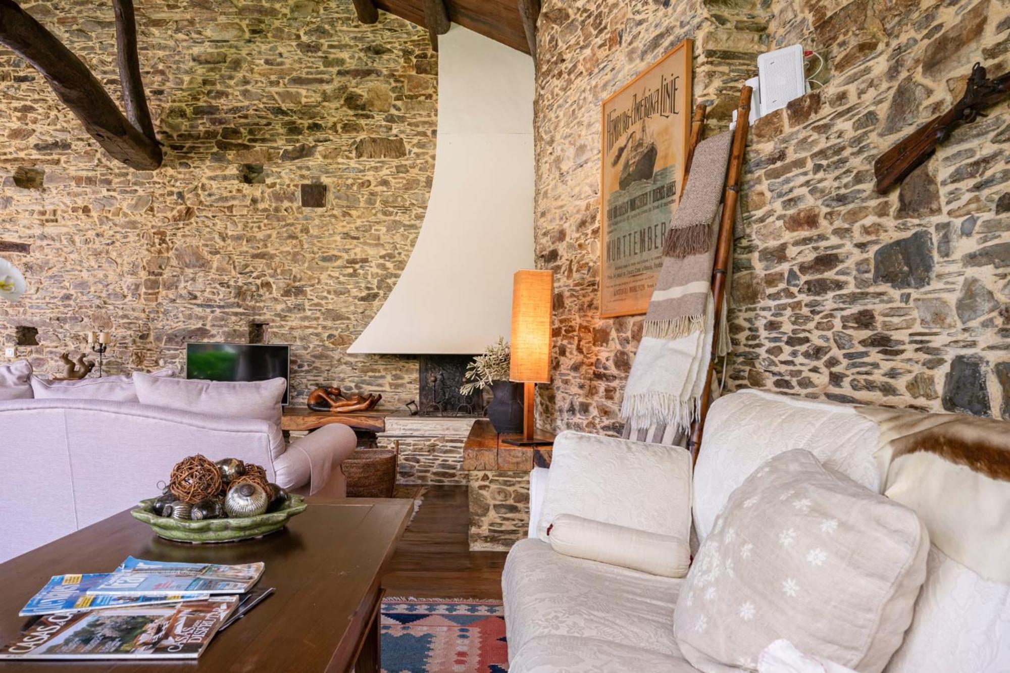 Bed and Breakfast Casa Peleyon Castropol Exterior foto