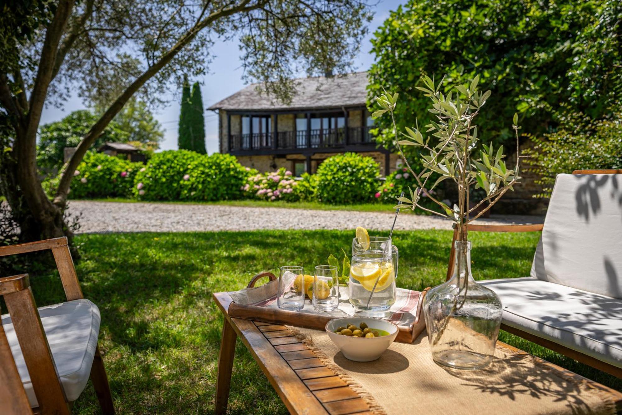 Bed and Breakfast Casa Peleyon Castropol Exterior foto