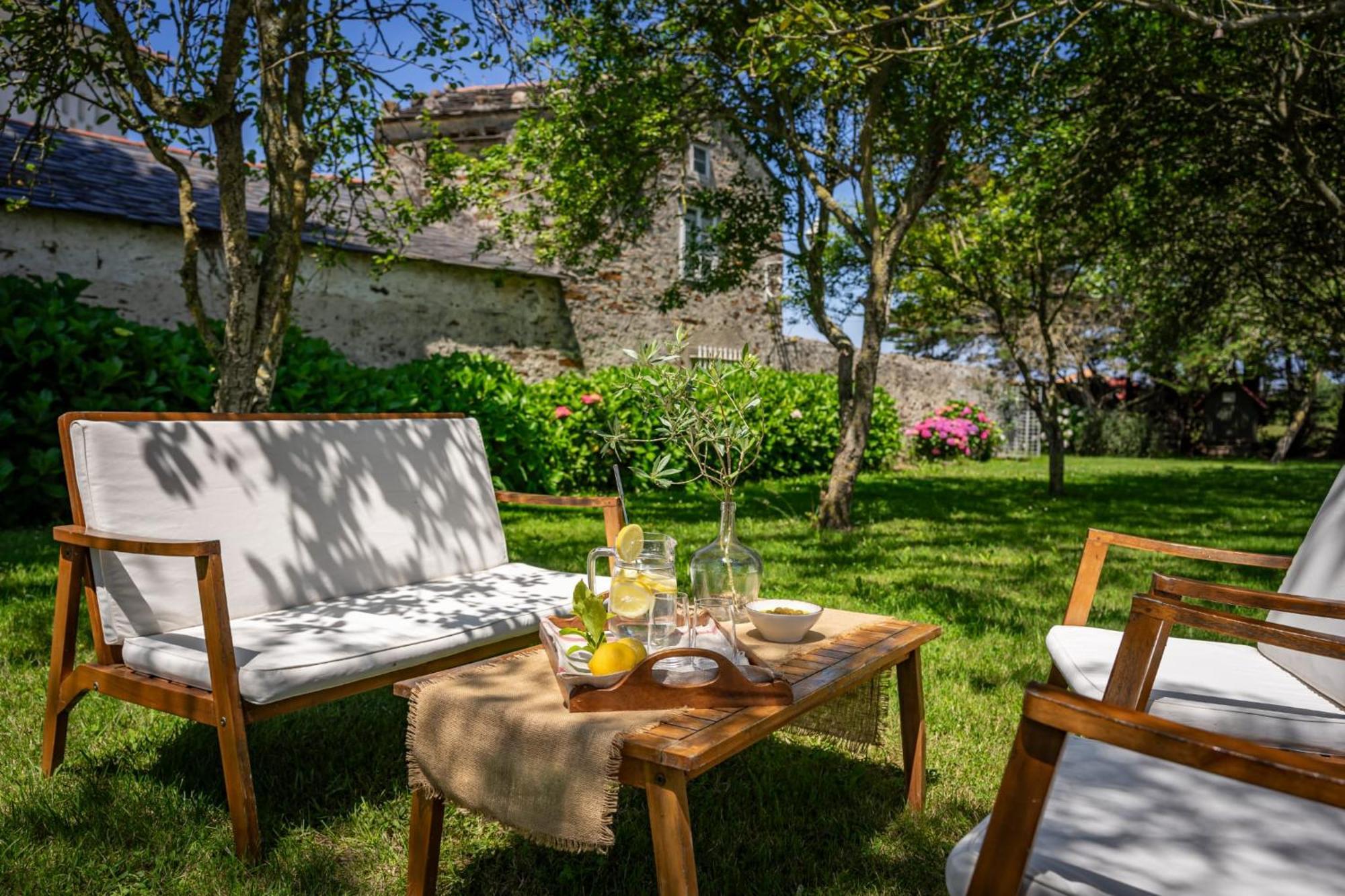 Bed and Breakfast Casa Peleyon Castropol Exterior foto