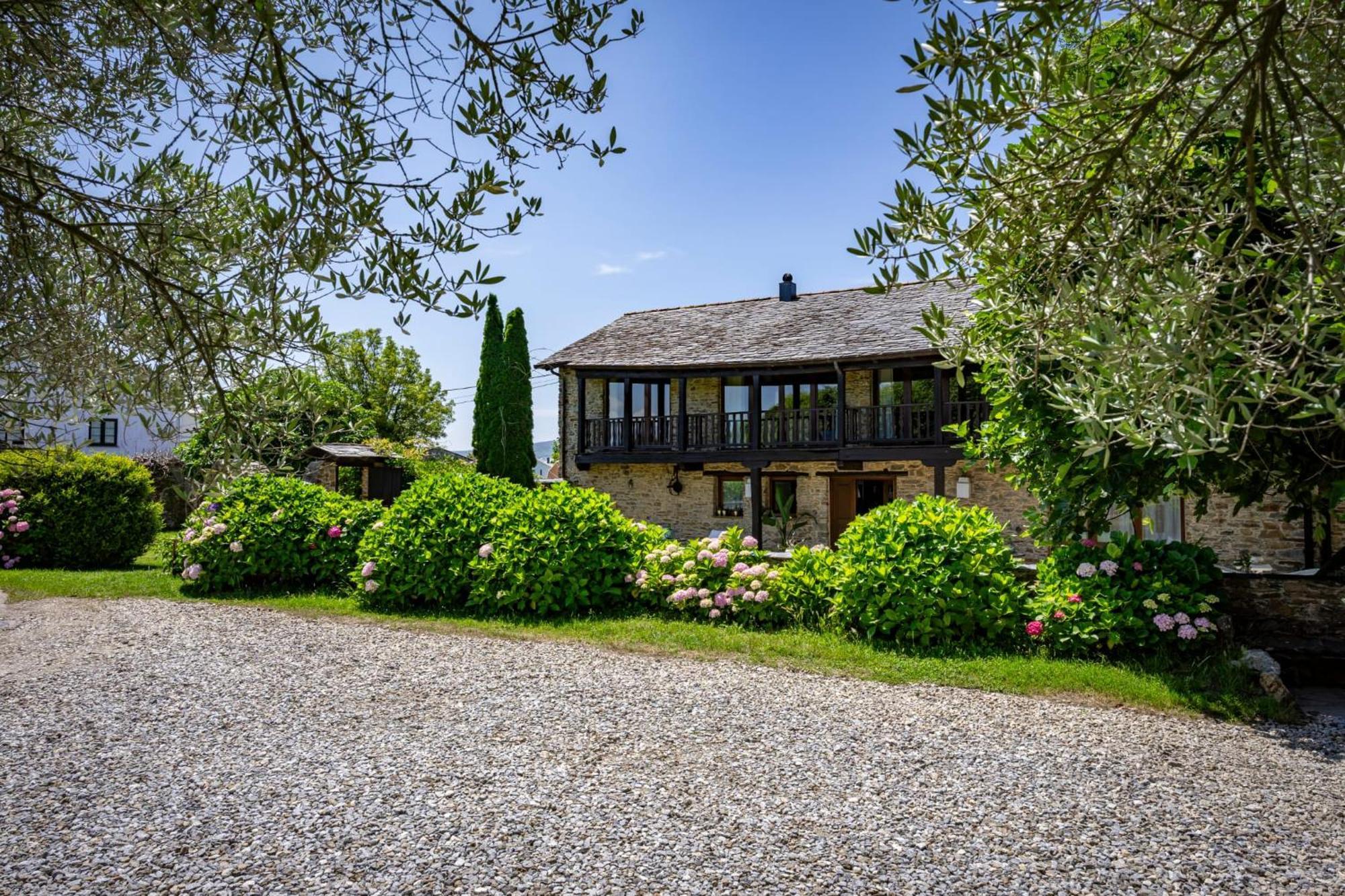 Bed and Breakfast Casa Peleyon Castropol Exterior foto